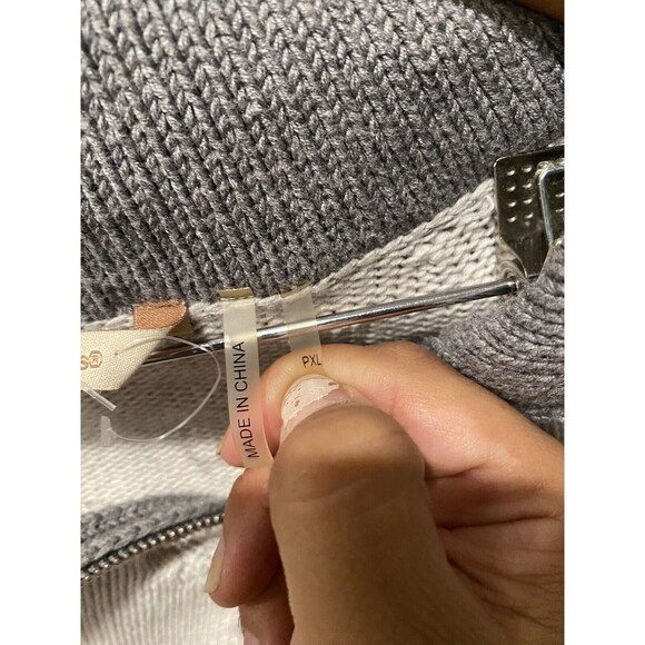 Soft Surroundings Gray Knit Asymmetric Zip Neck Tunic Sweater Woman’s Size P XL - Picture 7 of 8